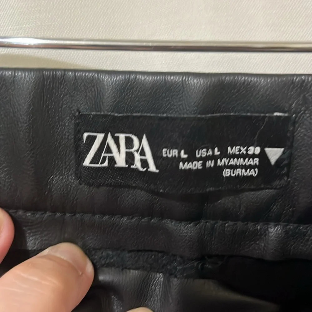 Zara Used Faux Leather Black Leggings